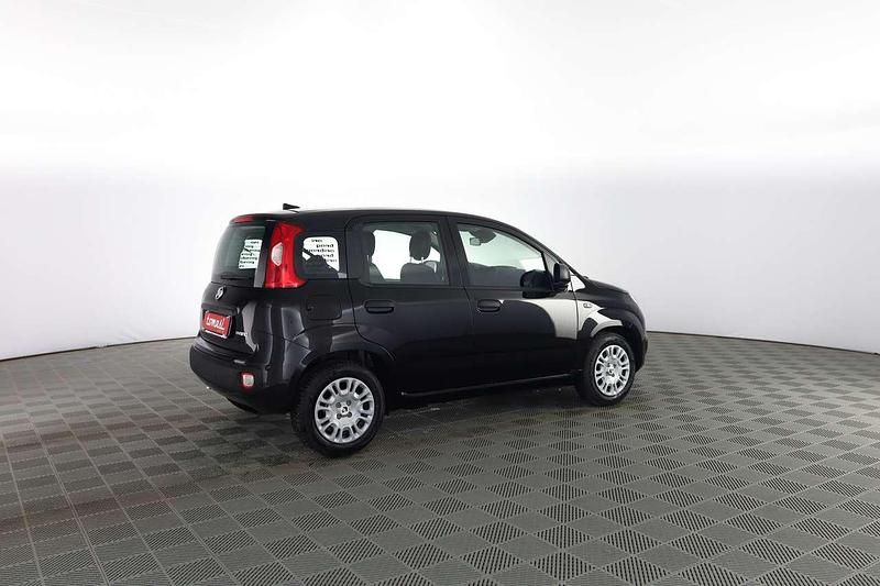 Nuova Fiat Panda Icon 65 CV (47 kW) 2025 Nero cinema Utilitaria