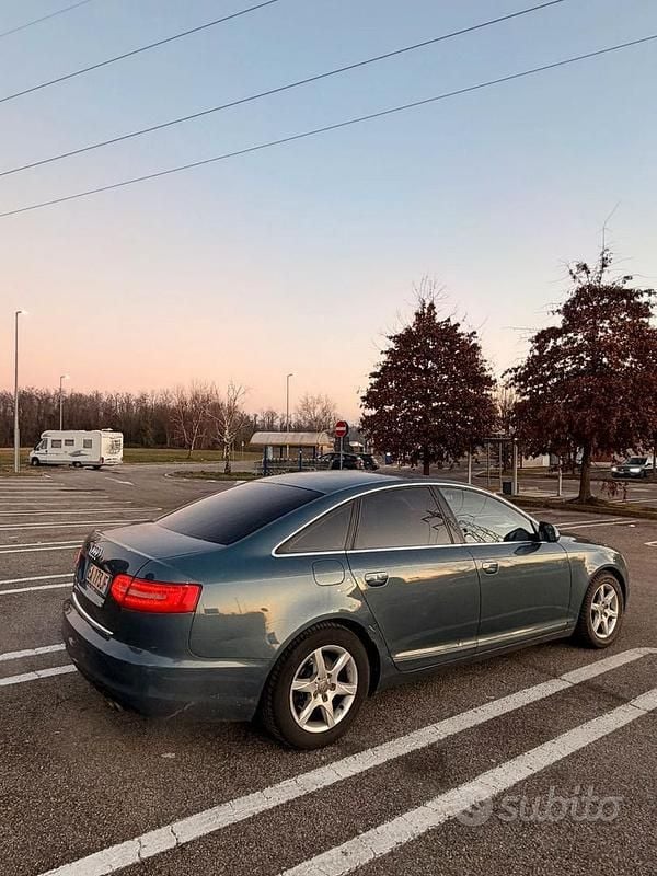 Usata Audi A6 Advanced 140 CV (102 kW) 2010 Blu Berlina