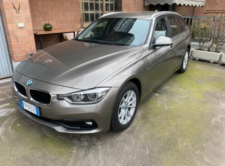 Marrone Usata 2019 BMW 318 Station wagon | 11.200 € (Ottimo prezzo) - Immagine 1/4