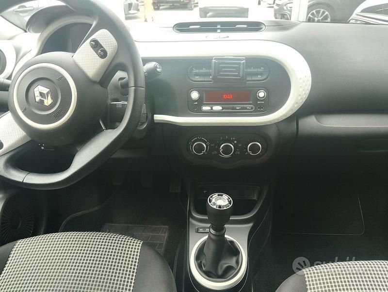 Usata Renault Twingo Intens 65 CV (47 kW) 2021 Bianco Utilitaria