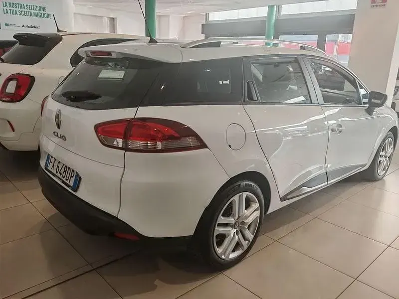 Usata Renault Clio Business 74 CV (54 kW) 2019 Bianco Station wagon