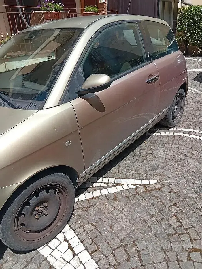 Usata Lancia Ypsilon 90 CV (66 kW) 2007 Utilitaria