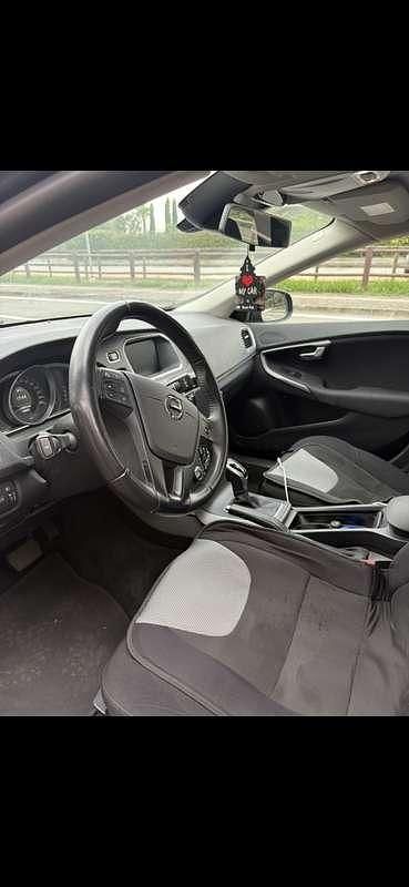 Usata Volvo V40 Kinetic 150 CV (110 kW) 2018 Berlina