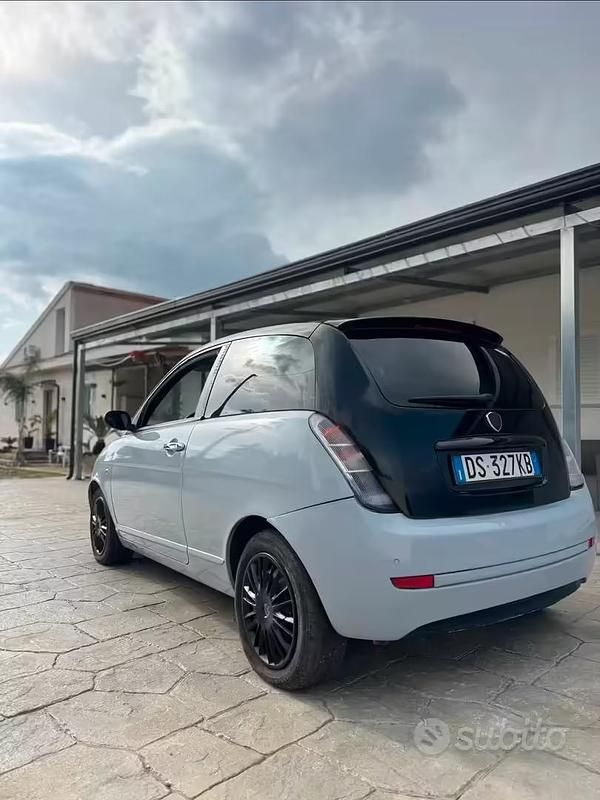Usata Lancia Ypsilon 2008 Utilitaria
