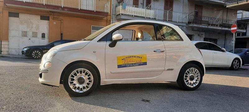 Usata Fiat 500 Lounge 69 CV (50 kW) 2009 Bianco Utilitaria