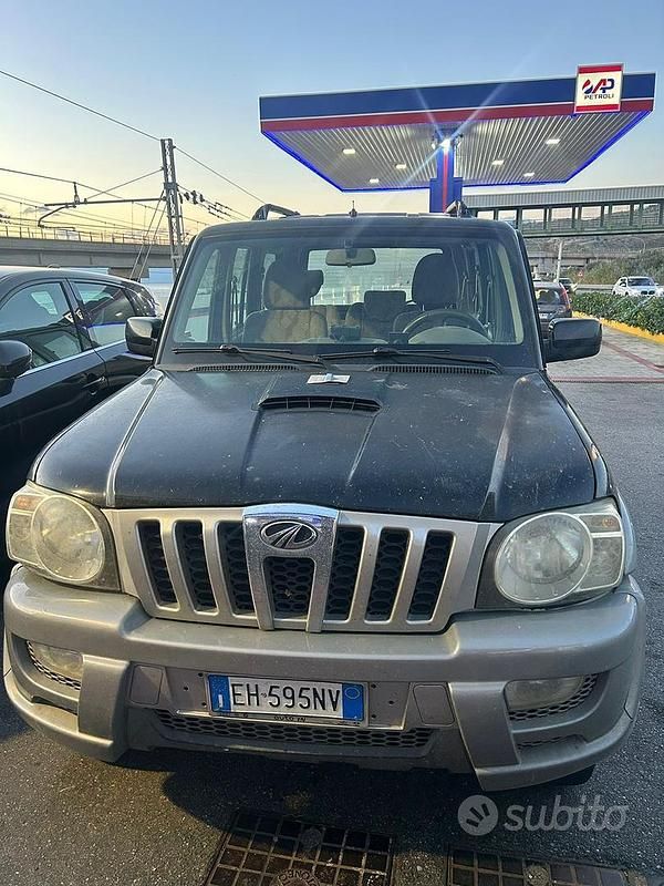 Usata Mahindra Goa 116 CV (85 kW) 2011 Nero SUV
