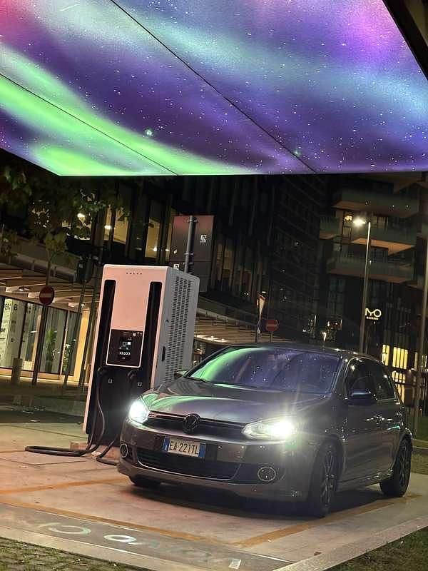 Usata VW Golf VI Highline 105 CV (77 kW) 2010 Utilitaria