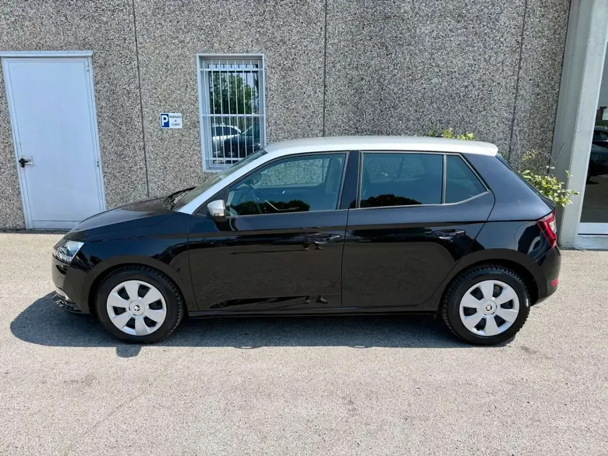 Usata Skoda Fabia 95 CV (69 kW) 2021 Nero Utilitaria