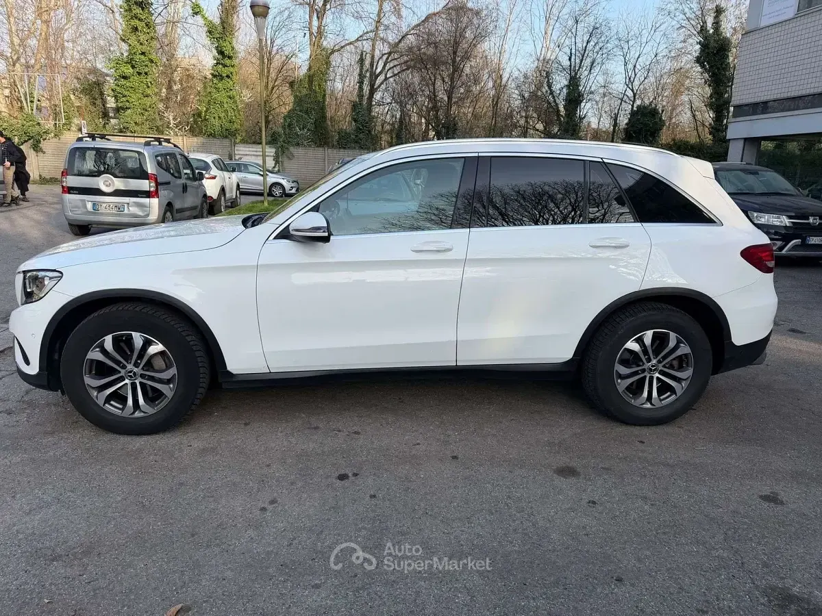 Usata Mercedes GLC250 Executive 204 CV (150 kW) 2018 Other SUV
