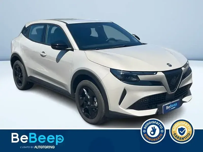 Usata Alfa Romeo GT Junior 145 CV (106 kW) 2025 Bianco pastello SUV