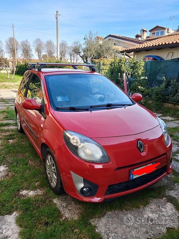 Usata Renault Twingo 58 CV (42 kW) 2007 Rosso Utilitaria