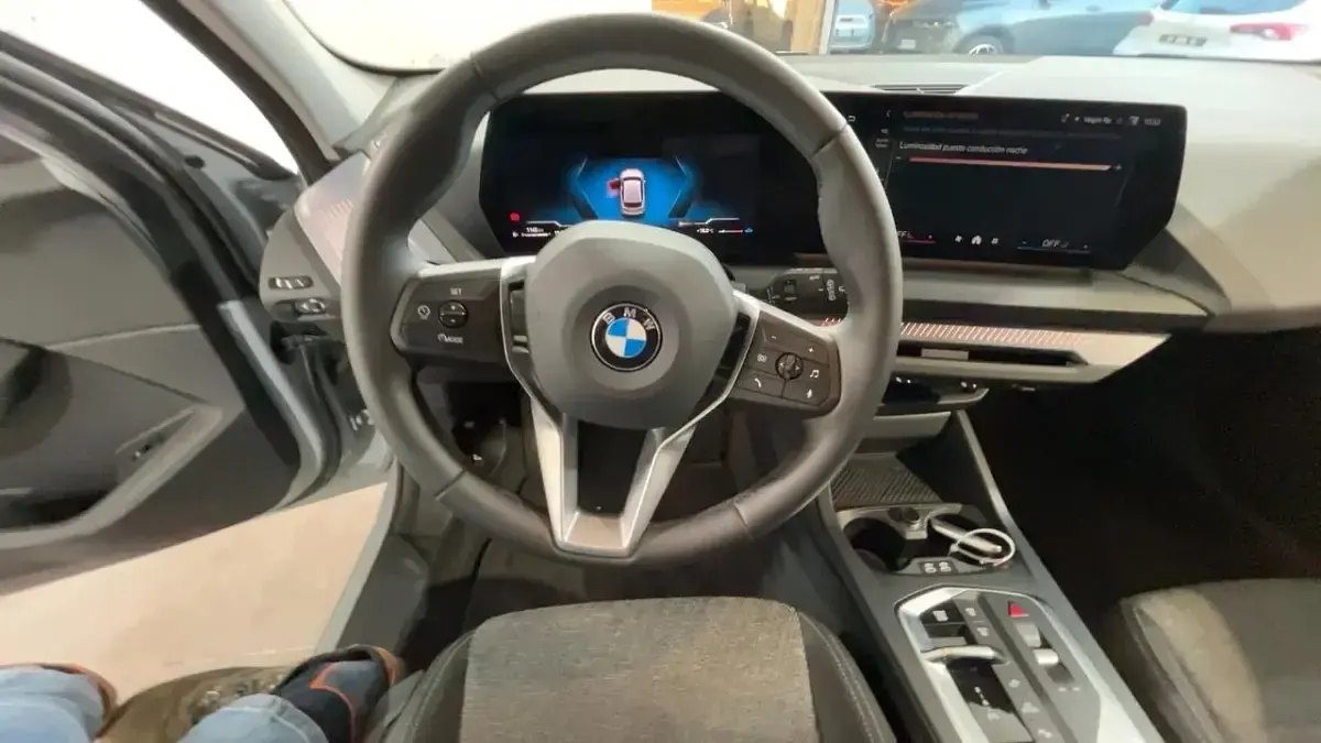 Usata BMW 120 M Sport 149 CV (109 kW) 2025 Grigio Utilitaria