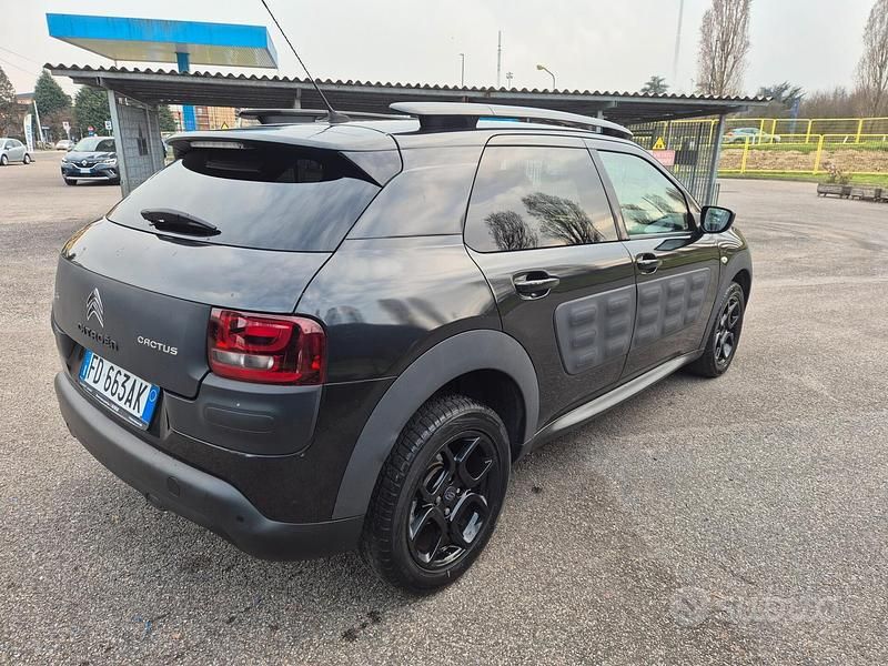 Usata Citroën C4 99 CV (72 kW) 2016 Nero Berlina