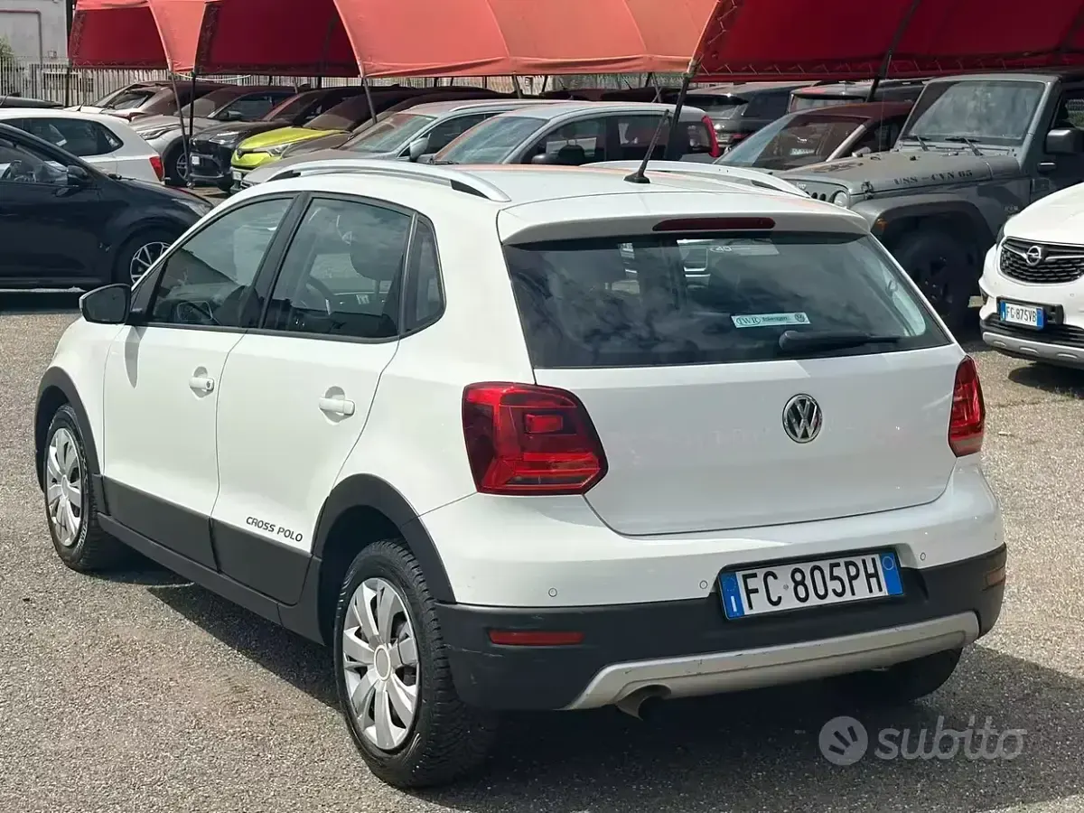 Usata VW Polo Cross 90 CV (66 kW) 2016 Bianco Utilitaria