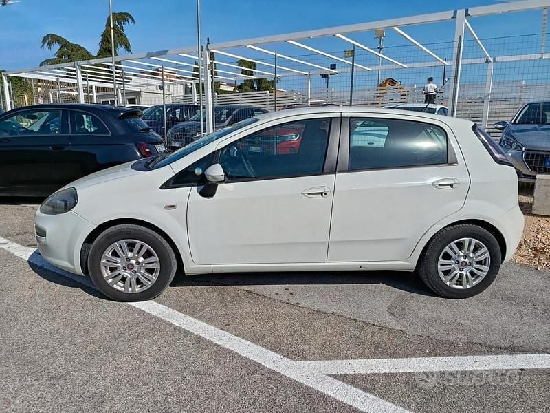 Usata Fiat Punto Evo S 75 CV (55 kW) 2012 Bianco Utilitaria