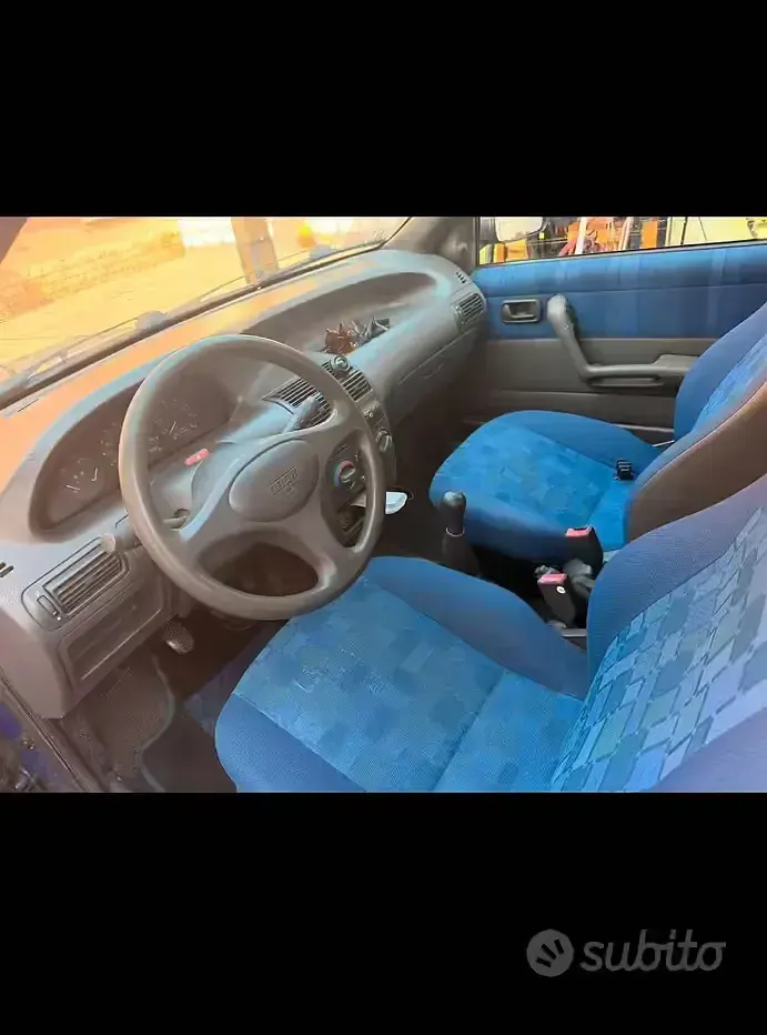 Usata Fiat Punto 73 CV (53 kW) 1997 Berlina