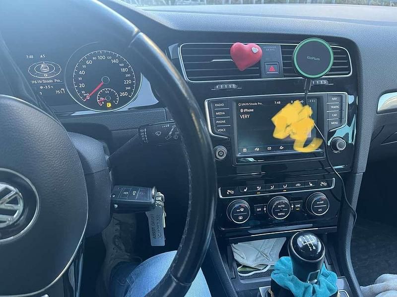 Usata VW Golf VII Highline 110 CV (80 kW) 2017 Berlina