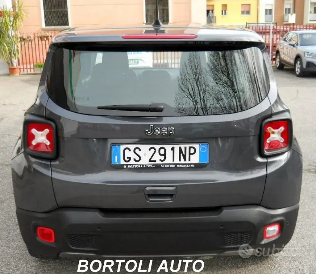 Usata Jeep Renegade Limited 131 CV (96 kW) 2023 Grigio SUV