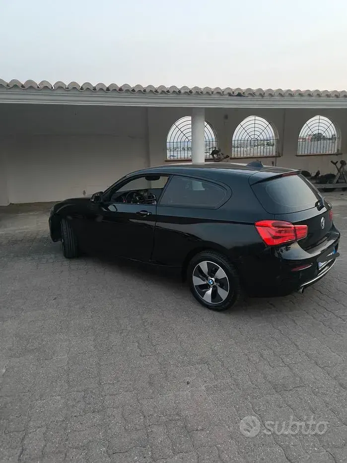 Usata BMW 116 116 CV (85 kW) 2017 Nero Utilitaria