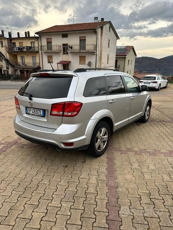 Usata Fiat Freemont 170 CV (125 kW) 2013 Grigio SUV