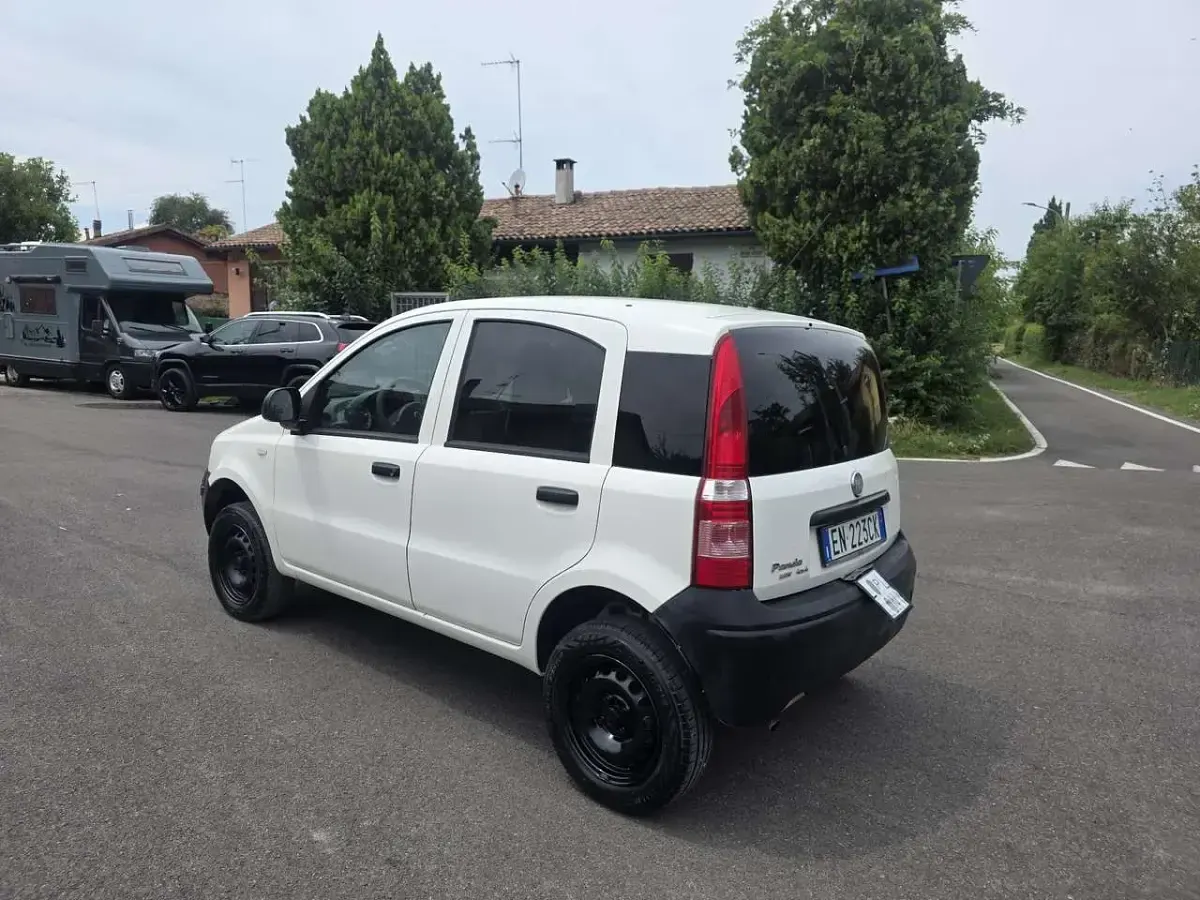 Usata Fiat Panda 4x4 Climbing 75 CV (55 kW) 2012 Other Utilitaria