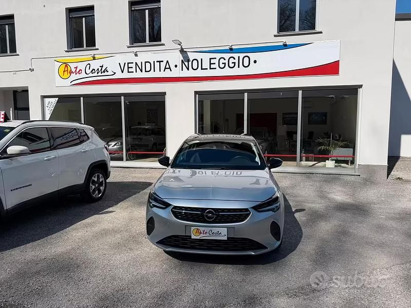 Usata Opel Corsa Elegance 101 CV (74 kW) 2022 Grigio Utilitaria