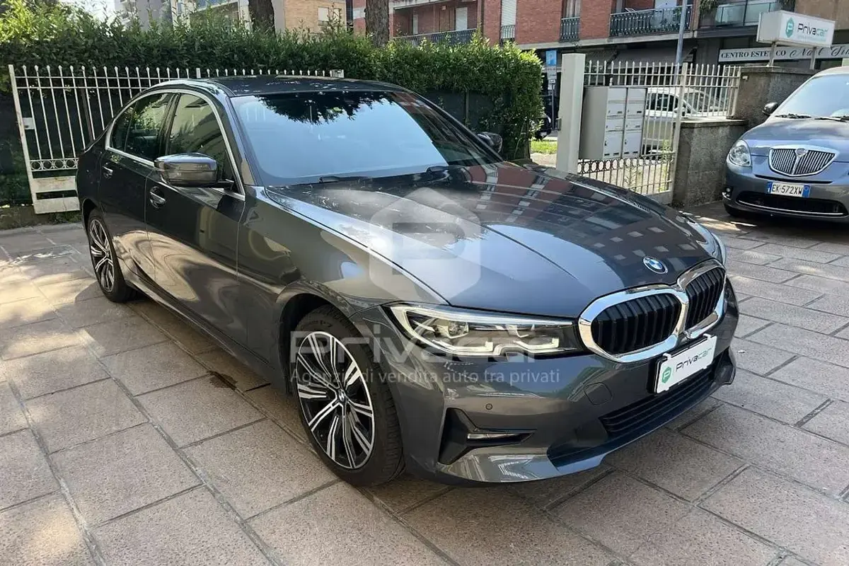 Usata BMW 320 184 CV (135 kW) 2021 Grigio Berlina