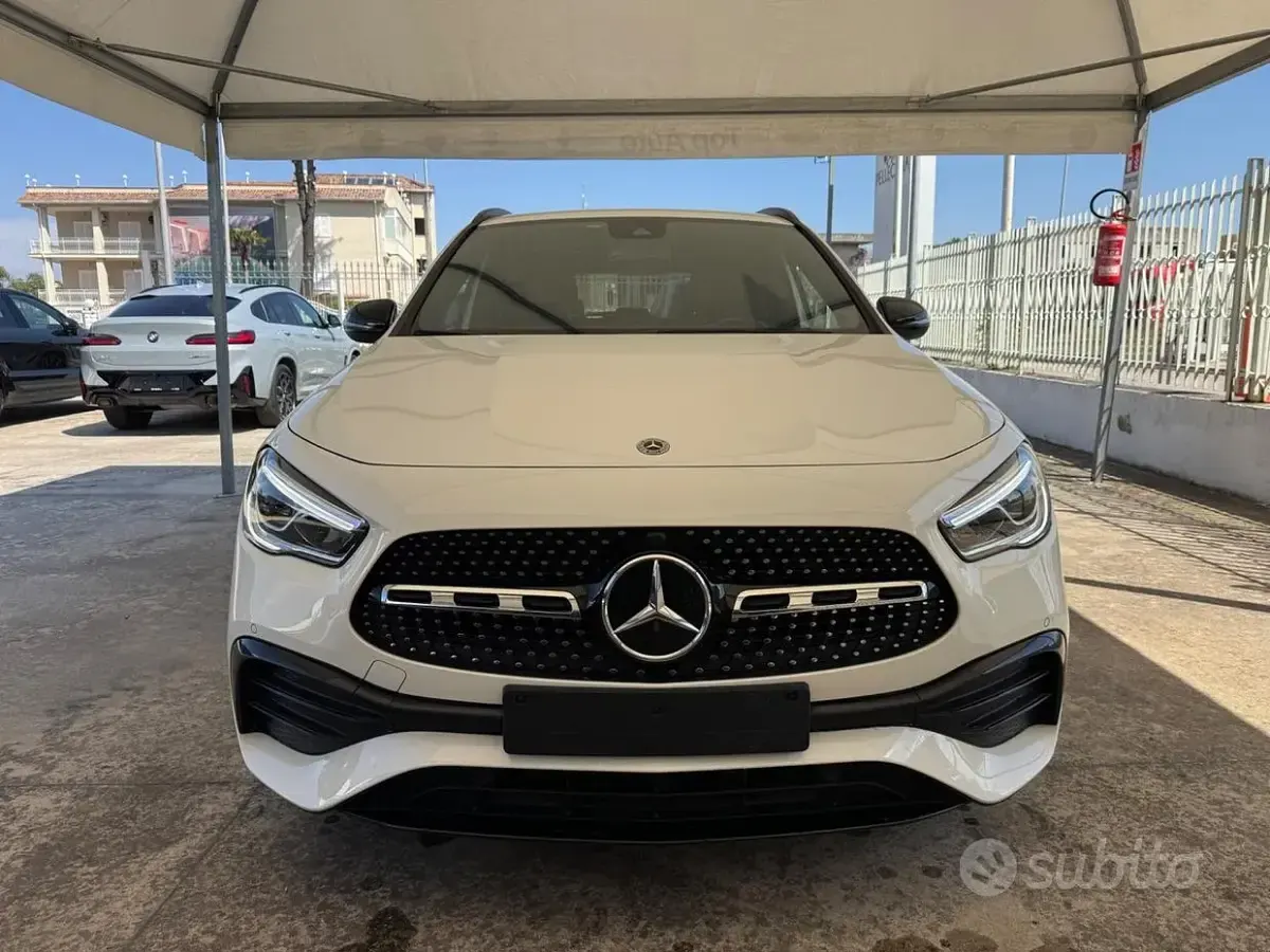 Begagnad Mercedes GLA180 Premium 116 HK (85 kW) 2023 Vit SUV