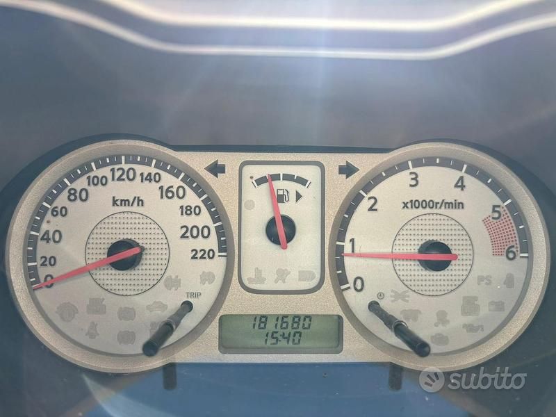 Usata Nissan Note 86 CV (63 kW) 2007 Nero Monovolume