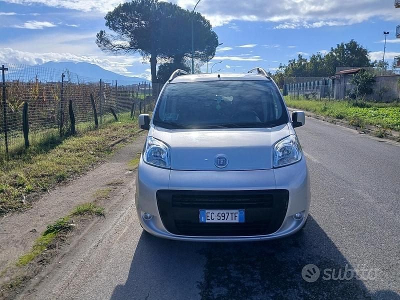 Usata Fiat Qubo Trekking 75 CV (55 kW) 2010 Nero Monovolume