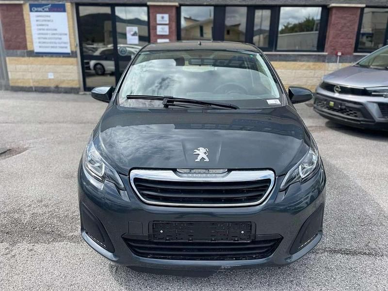 Usata Peugeot 108 Active 72 CV (52 kW) 2021 Grigio Utilitaria