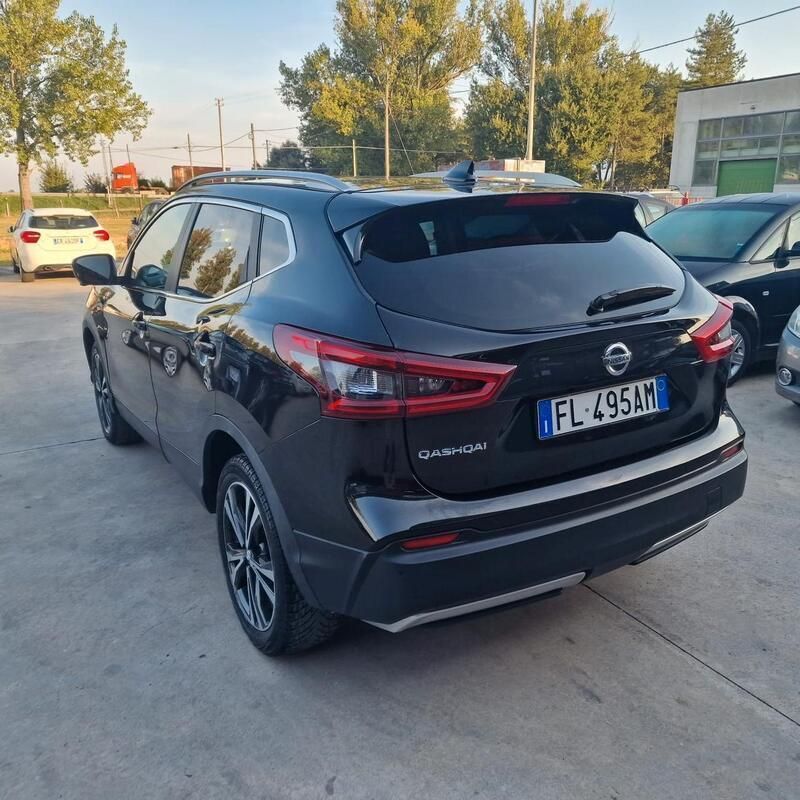 Usata Nissan Qashqai Tekna 110 CV (80 kW) 2017 Nero SUV