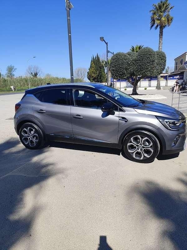 Usata Renault Captur Techno 101 CV (74 kW) 2022 SUV