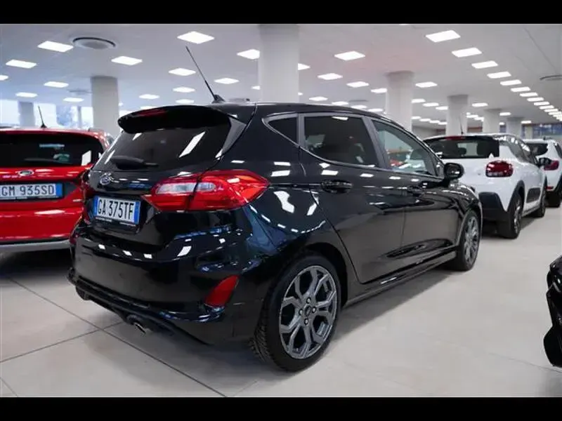Usata Ford Fiesta ST-Line 2020 Grigio chiaro Utilitaria
