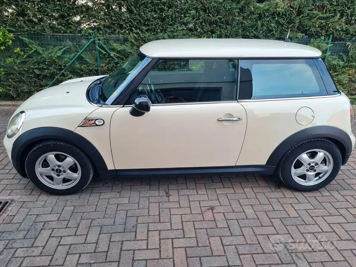 Usata Mini One D 90 CV (66 kW) 2010 Utilitaria