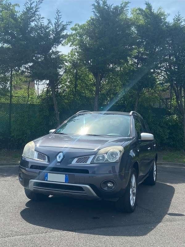 Usata Renault Koleos Bose Edition 150 CV (110 kW) 2011 Grigio SUV