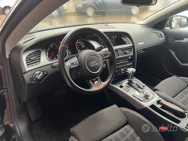Usata Audi A5 Ambiente 177 CV (130 kW) 2013 Nero Berlina