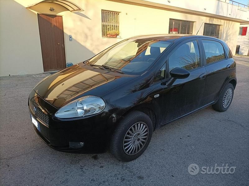 Usata Fiat Grande Punto 2008 Nero Utilitaria