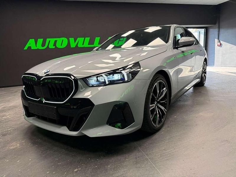 Begagnad BMW 520 M Sport 197 HK (144 kW) 2024 Grå Sedan