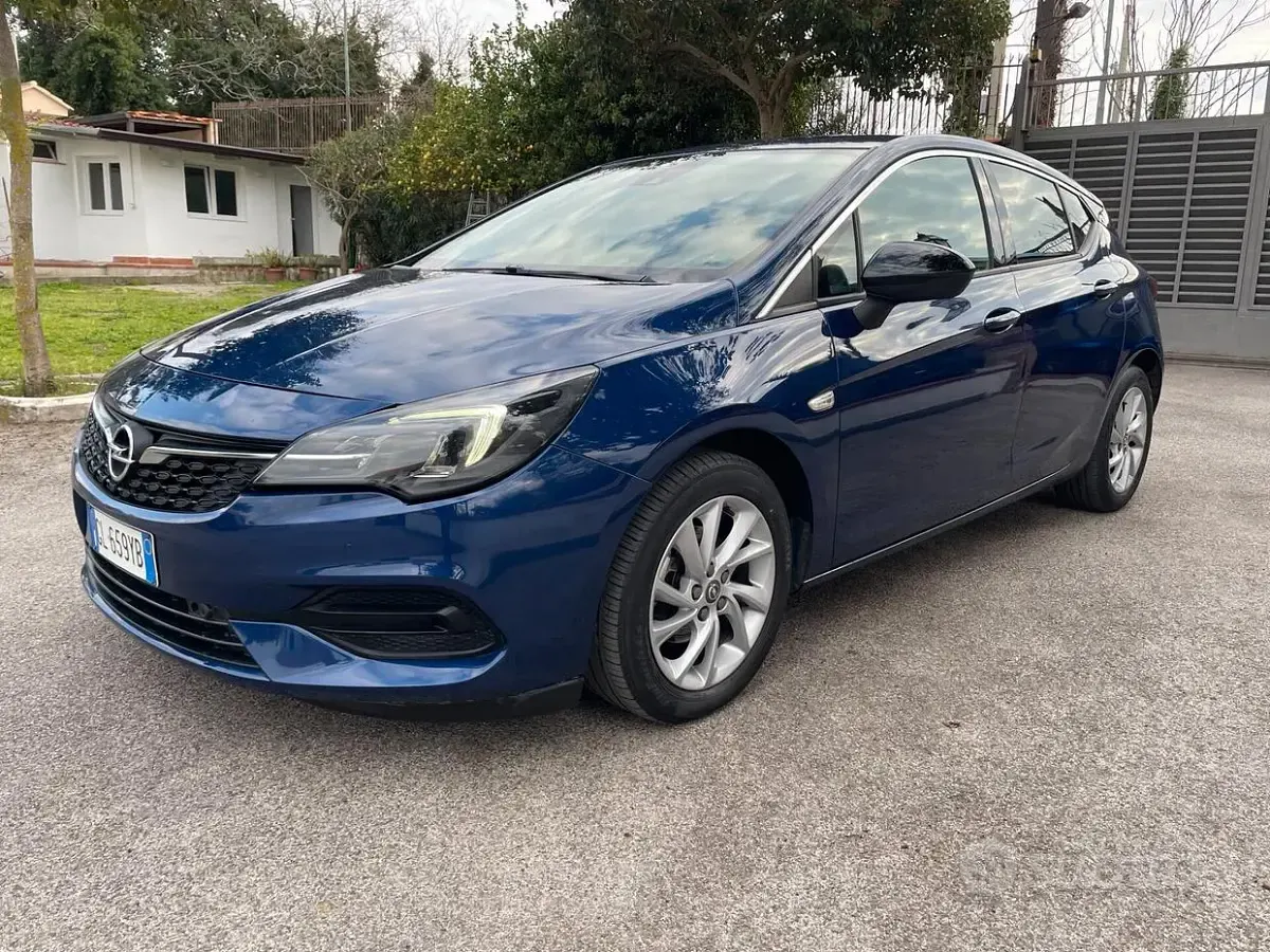 Usata Opel Astra Business 122 CV (89 kW) 2021 Blu/azzurro Berlina
