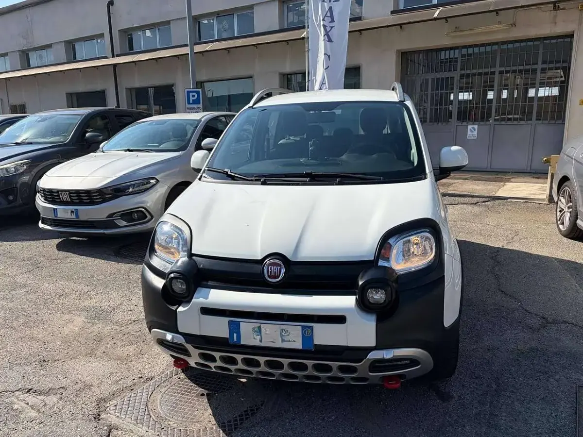 Usata Fiat Panda Cross Cross 95 CV (69 kW) 2017 Bianco gelato Utilitaria