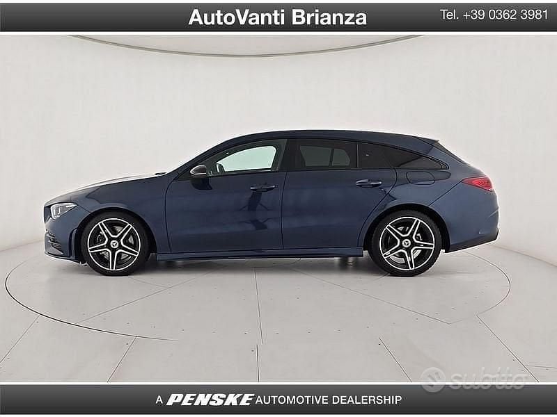 Usata Mercedes CLA200 Shooting Brake Premium 150 CV (110 kW) 2023 Blu Station wagon