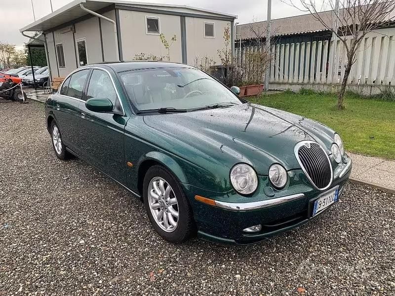 Usata Jaguar S-Type Executive 238 CV (175 kW) 2002 Verde Berlina