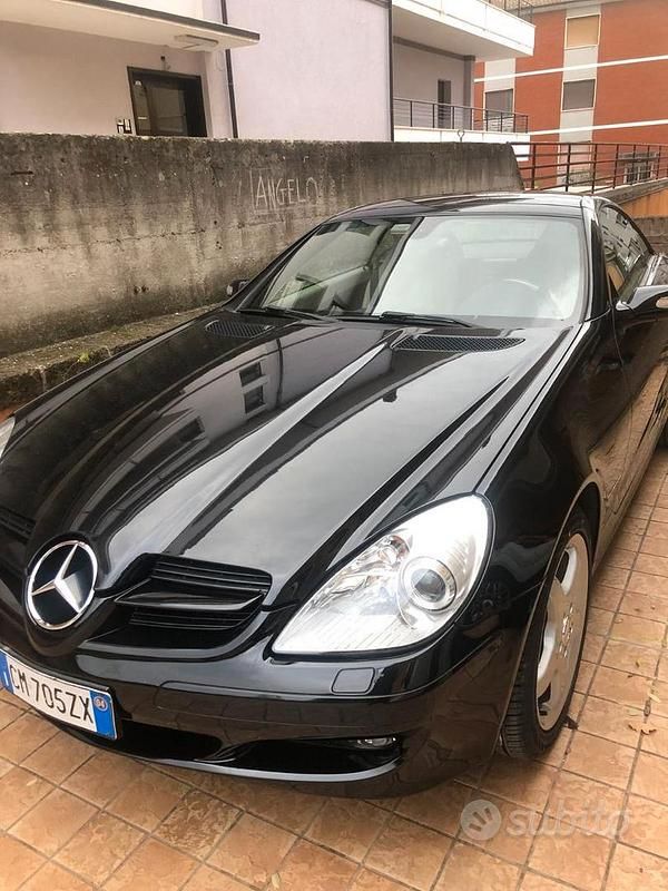 Usata Mercedes SLK200 163 CV (119 kW) 2004 Nero Cabrio