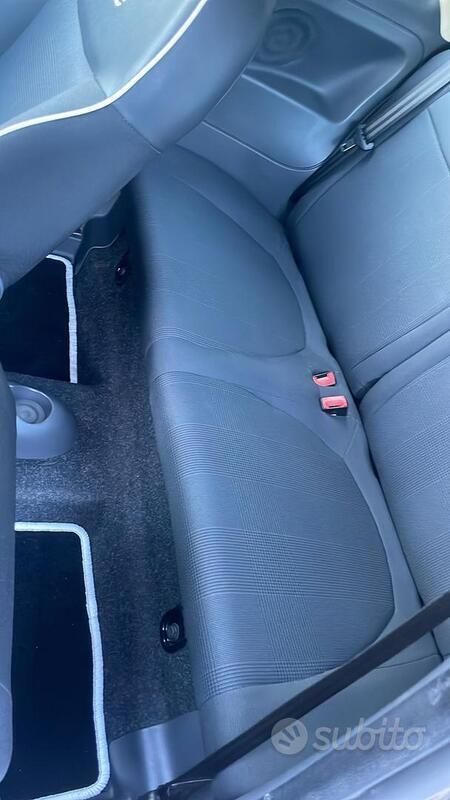 Usata Fiat 500C 95 CV (69 kW) 2014 Grigio Cabrio