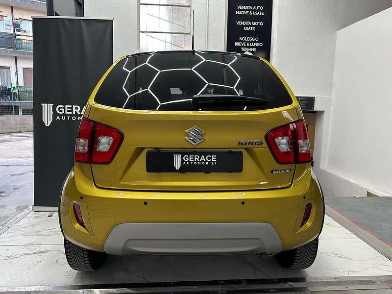 Usata Suzuki Ignis 83 CV (61 kW) 2021 Oro SUV