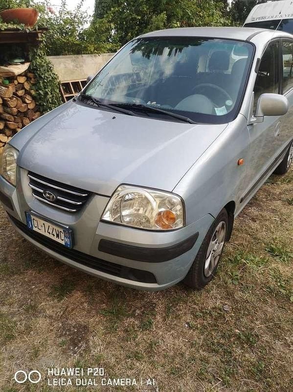Usata Hyundai Atos Comfort 58 CV (42 kW) 2004 Grigio Utilitaria