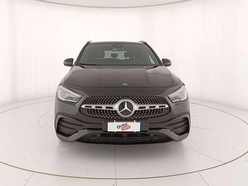 Usata Mercedes GLA200 Premium 150 CV (110 kW) 2023 Nero metallizzato SUV