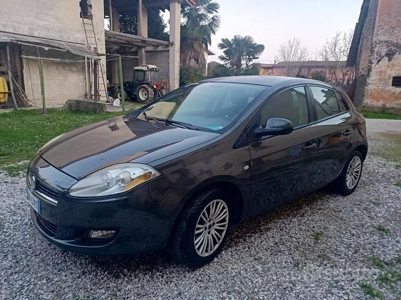 Usata Fiat Bravo Active 90 CV (66 kW) 2008 Grigio Utilitaria