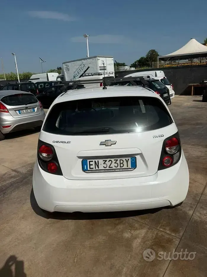 Usata Chevrolet Aveo LT 75 CV (55 kW) 2012 Bianco Berlina